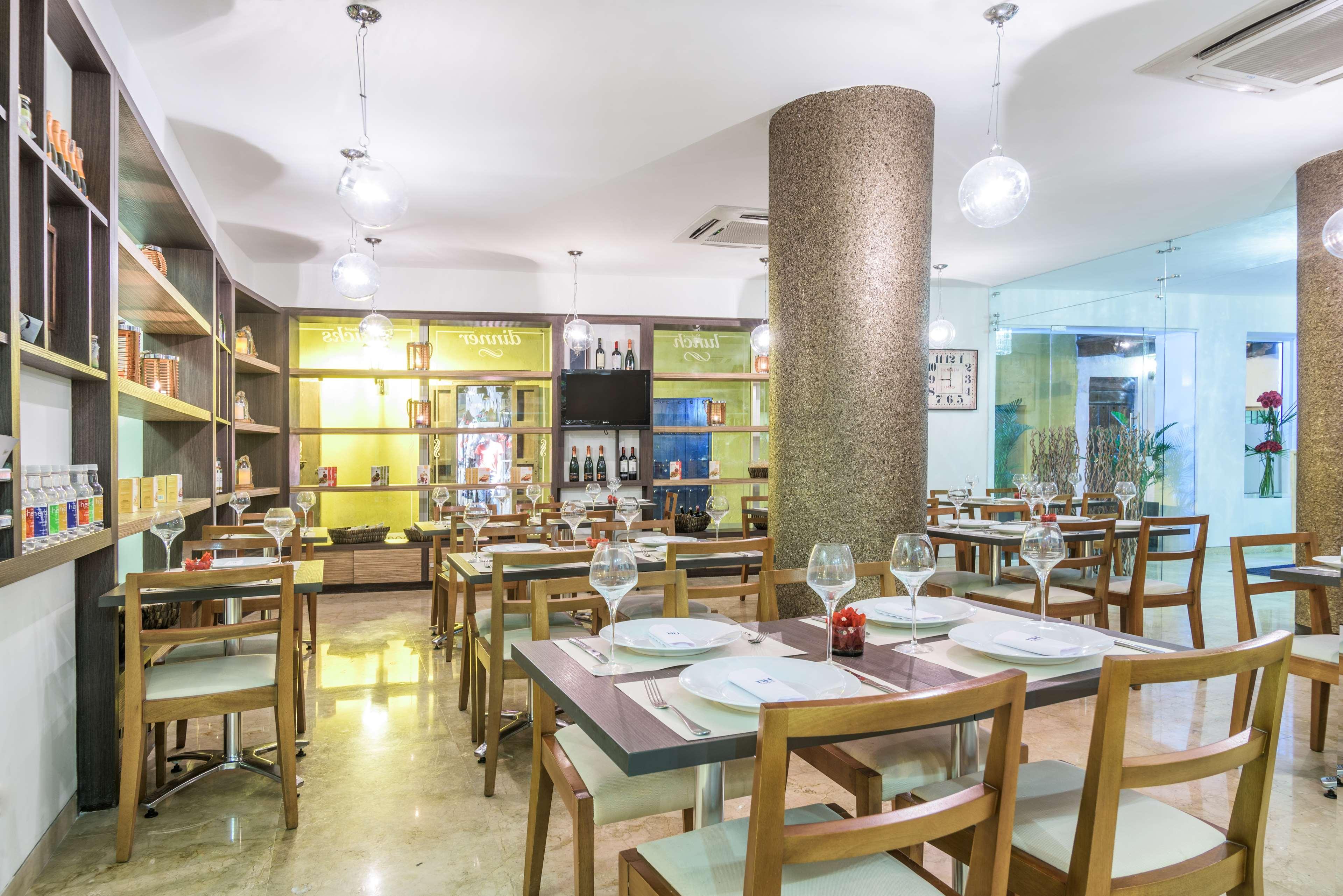 เอ็นเอช รอยัล เออร์เบิน การ์ตาเจนา Hotel Cartagena ภายนอก รูปภาพ